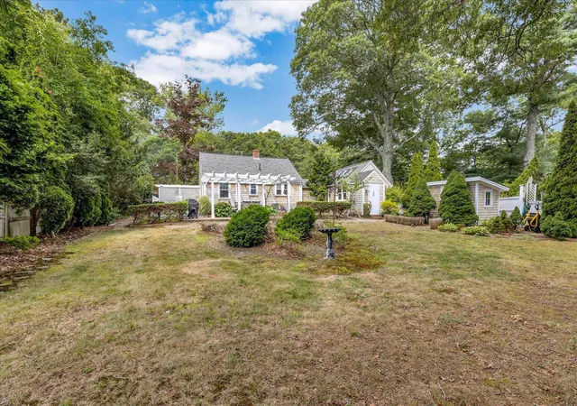 32nd image of 112 Osterville West Barnstable Rd, Osterville, MA 02655 | MLS# 22603898