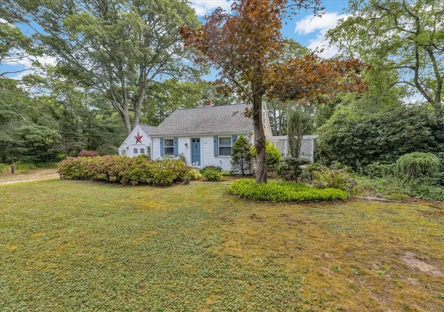 4th image of 112 Osterville West Barnstable Rd, Osterville, MA 02655 | MLS# 22603898