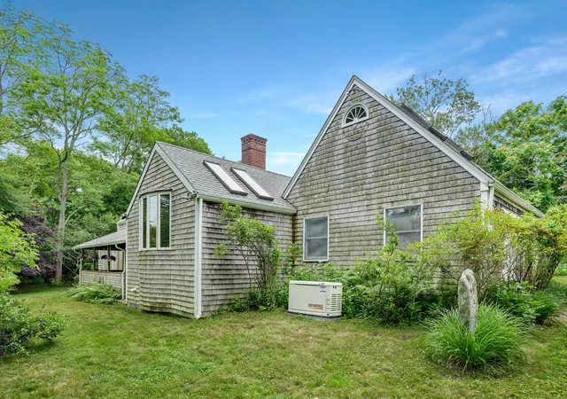 40th image of 174 Middle Rd, Chilmark, MA 02535 | MLS# 22603889