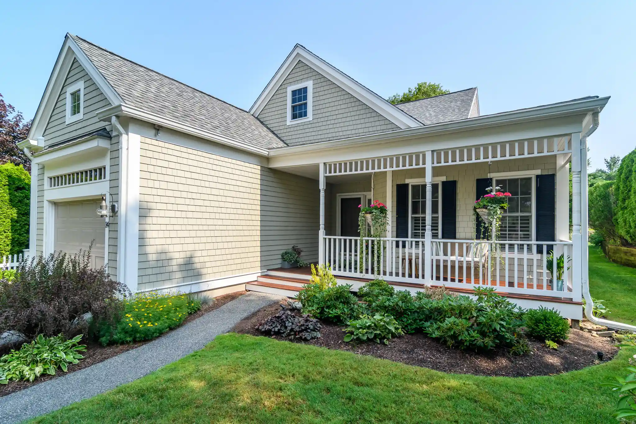 Listing Photo 1 - Condo for sale in 14 Sea Knl Ct located at 14 Sea Knl Ct, Bourne, MA 02532 - Unit #UNIT 14