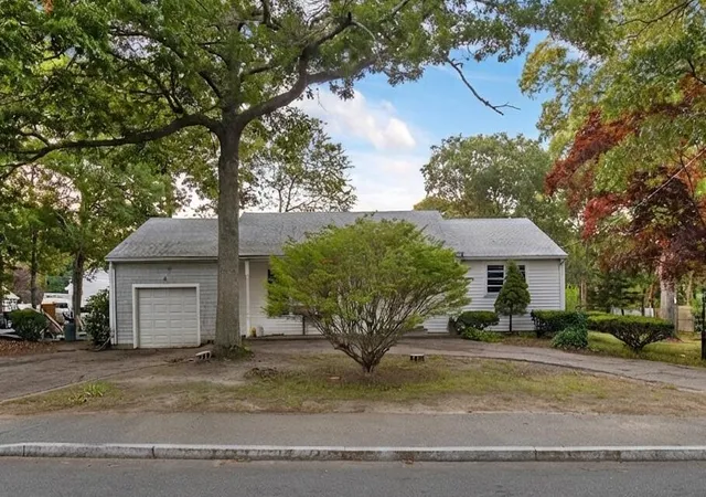 1st image of 198 Bristol Ave, Hyannis, MA 02601 | MLS# 22603931