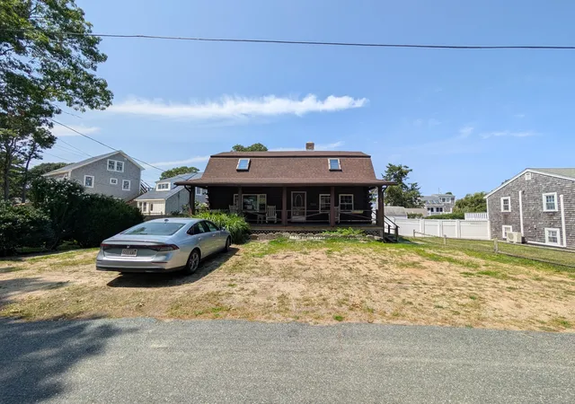 1st image of 40 Daisy Hill Rd, Hyannis, MA 02601 | MLS# 22603899