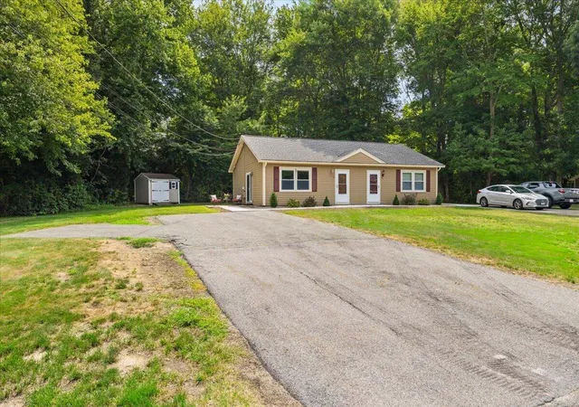 2nd image of 30 Old Forge Rd, Bridgewater, MA 02324 | MLS# 22603907