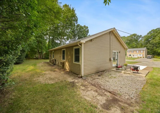 5th image of 30 Old Forge Rd, Bridgewater, MA 02324 | MLS# 22603907