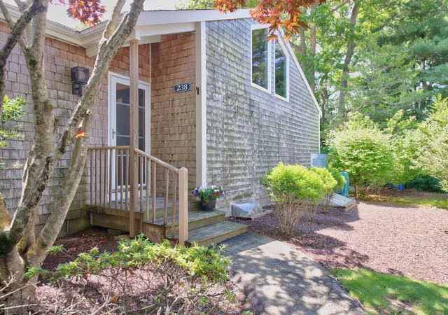 2nd image of 238 Seaward Bend, Teaticket, MA 02536 | MLS# 22604037