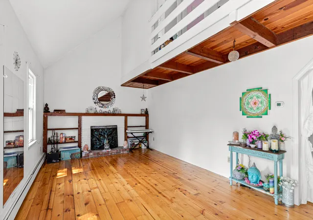 4th image of 10 Daisy Ln, South Yarmouth, MA 02664 | MLS# 22603925