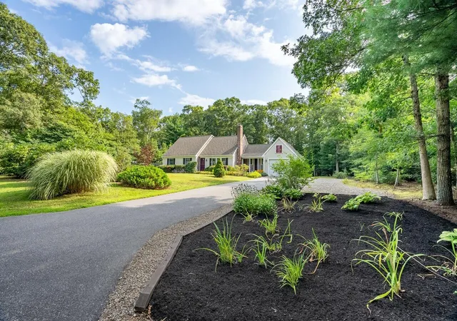 5th image of 54 Cranberry Ridge Rd, Marstons Mills, MA 02648 | MLS# 22603958