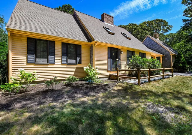 2nd image of 7 Village Dr, East Sandwich, MA 02537 | MLS# 22604165