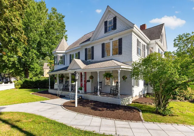 3rd image of 1 Main St, Falmouth, MA 02540 | MLS# 22603988