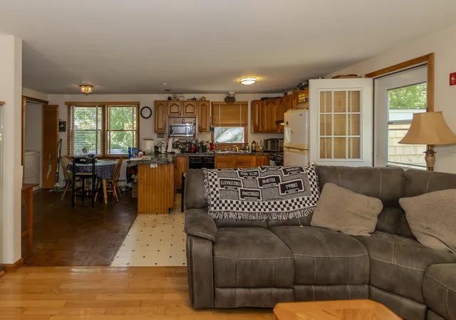 Photo 4 of Sale Pending at 2 Winemack St, Oak Bluffs, MA 02557 | MLS# 22603994 | Listing updated on 2026-10-06