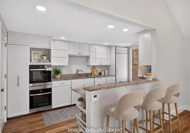 Photo 3 of Single family home for sale at 72 Hathaway Rd Rd, Osterville, MA 02655 | MLS# 22603965 | Listing updated on 2026-09-14
