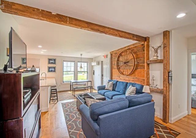 3rd image of 116 Bradford St, Provincetown, MA 02657