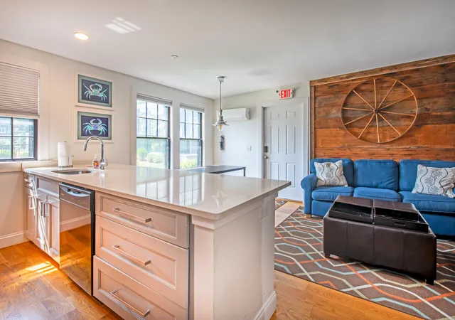 5th image of 116 Bradford St, Provincetown, MA 02657