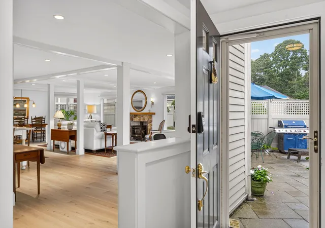 2nd image of 1114 Orleans Rd #APT 8, North Chatham, MA 02650 | MLS# 22604146