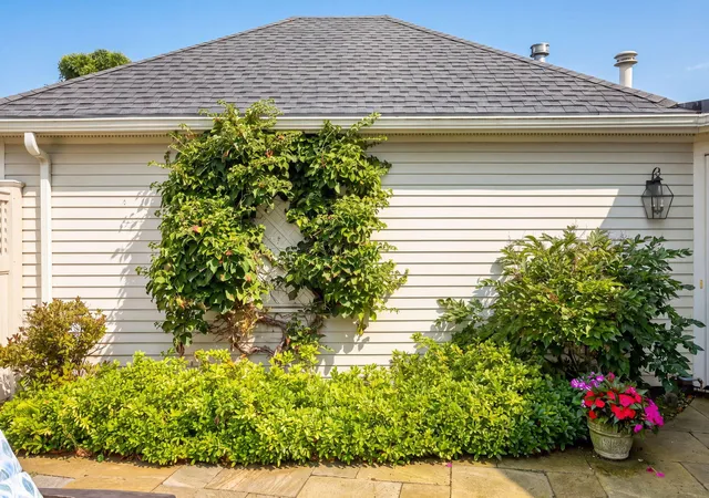 image of 1114 Orleans Rd, North Chatham, MA 02650
