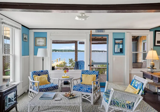 3rd image of 27 Beach Rd, Oak Bluffs, MA 02557 | MLS# 22604007