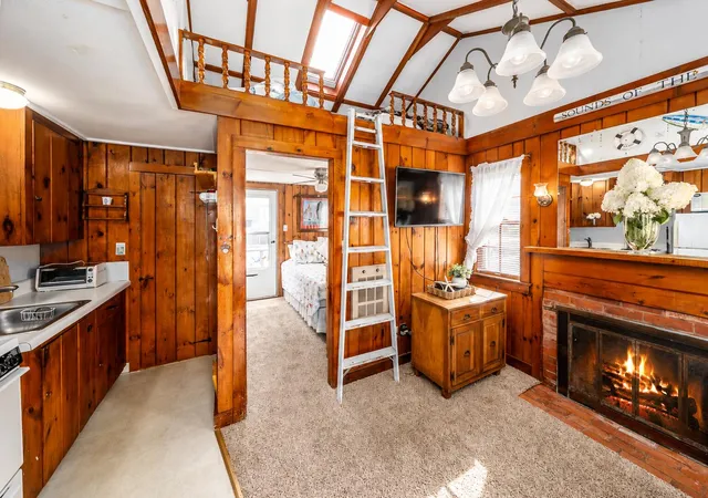 2nd image of 110 Glendon Rd #Unit 1, Dennis Port, MA 02639 | MLS# 22604005