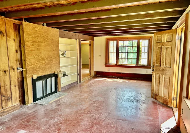 Photo 4 of Single family home for sale at 10 Benson Rd, Truro, MA 02666 | MLS# 22604002 | Listing updated on 2026-09-13