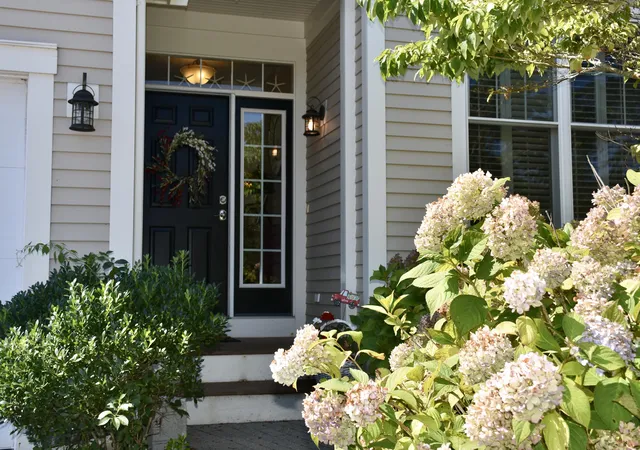 1st image of 6 Chadwick Ct, Mashpee, MA 02649 | MLS# 22604041