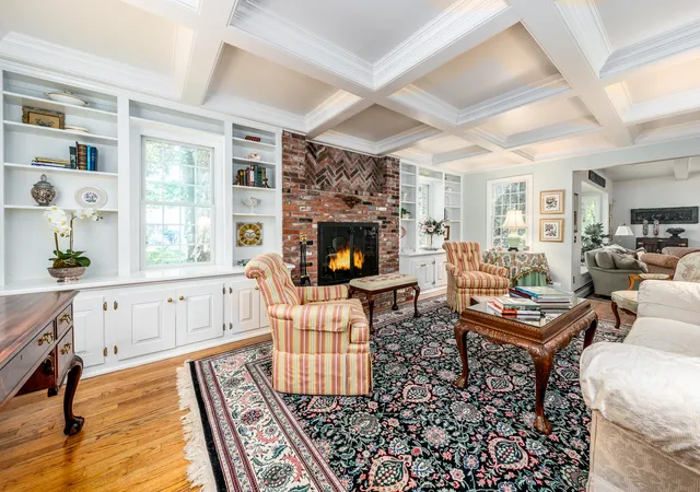 Photo 3 of Single family home for sale at 15 Long Pond Cir, Centerville, MA 02632 | MLS# 22604228 | Listing updated on 2026-09-14