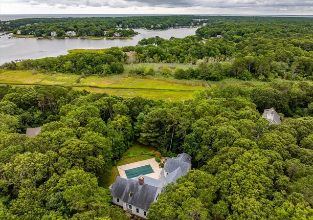 2nd image of 6 Heron Wy, Mashpee, MA 02649 | MLS# 22604024