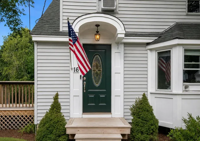 image of 16 Pleasant St, Scituate, MA 02066 | MLS# 22604048