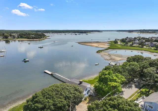 1st image of 584 Circuit Ave, Pocasset, MA 02559 | MLS# 22604084