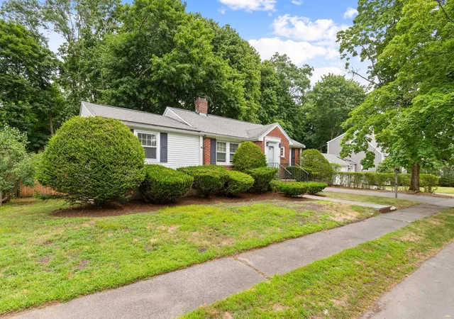 1st image of 54 Alvin Ave, Quincy, MA 02171 | MLS# 22604078