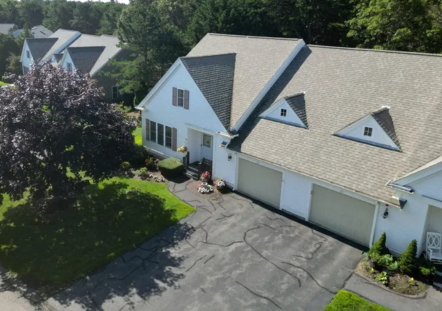 Photo 3 of Condo for sale at 24 Stratford Rdg, Mashpee, MA 02649 | MLS# 22604251 | Listing updated on 2026-09-14