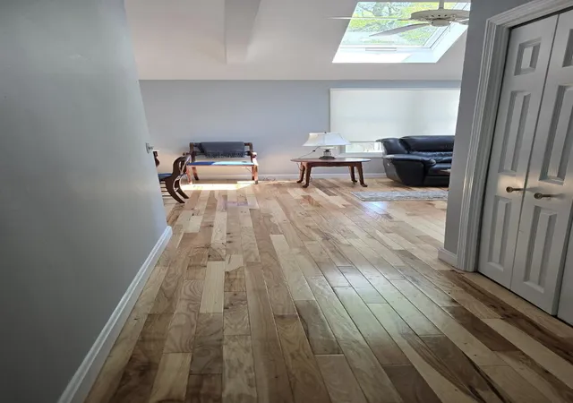 2nd image of 210 Orleans Rd, North Chatham, MA 02650