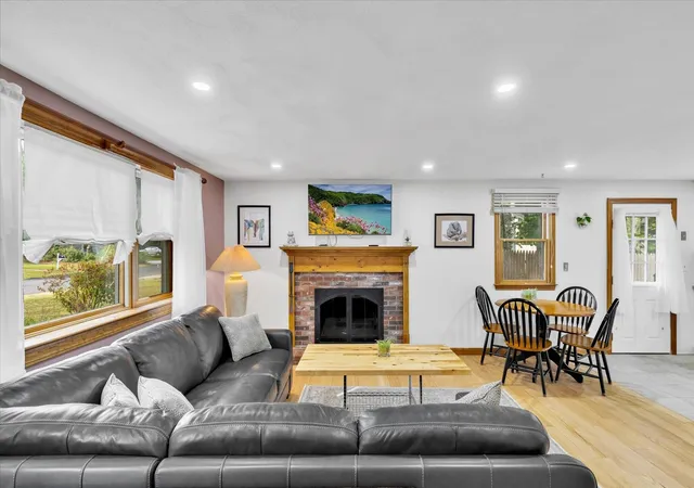5th image of 59 Swan Lake Rd, West Yarmouth, MA 02673 | MLS# 22604116