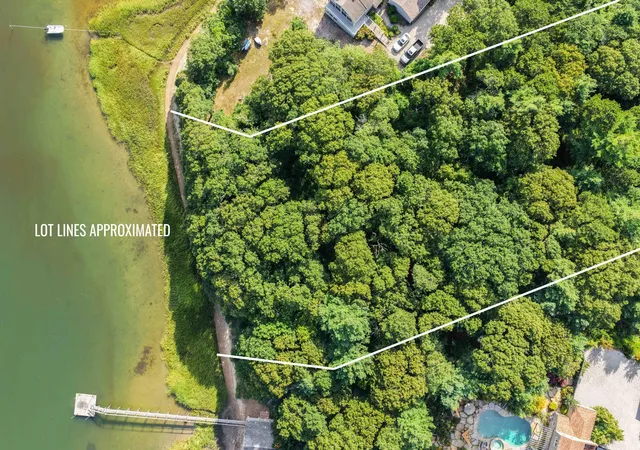 2nd image of 221 Scraggy Neck Rd, Cataumet, MA 02534 | MLS# 22604122
