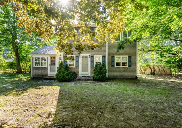 2nd image of 3 Ebb Rd, Yarmouth Port, MA 02675 | MLS# 22604197