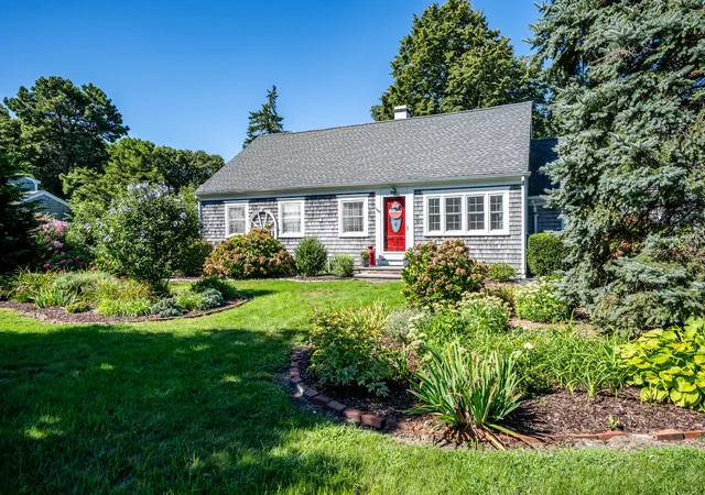 Photo 2 of Sale Pending at 101 Division St, Dennis Port, MA 02639 | MLS# 22604205 | Listing updated on 2026-09-03