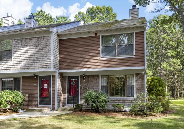 1st image of 195 Falmouth Rd #APT 3F, Mashpee, MA 02649 | MLS# 22604207