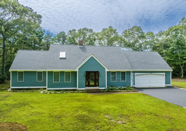 2nd image of 3 Popple Bottom Rd, Sandwich, MA 02563 | MLS# 22604191