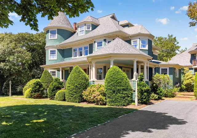 Photo 2 of Condo for sale at 528 Main St #2 & 3, Harwich Port, MA 02646 | MLS# 22604273 | Listing updated on 2026-09-14