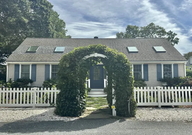 Photo 1 of Condo for sale at 15 South St, Osterville, MA 02655 | MLS# 22605281 | Listing updated on 2026-10-29