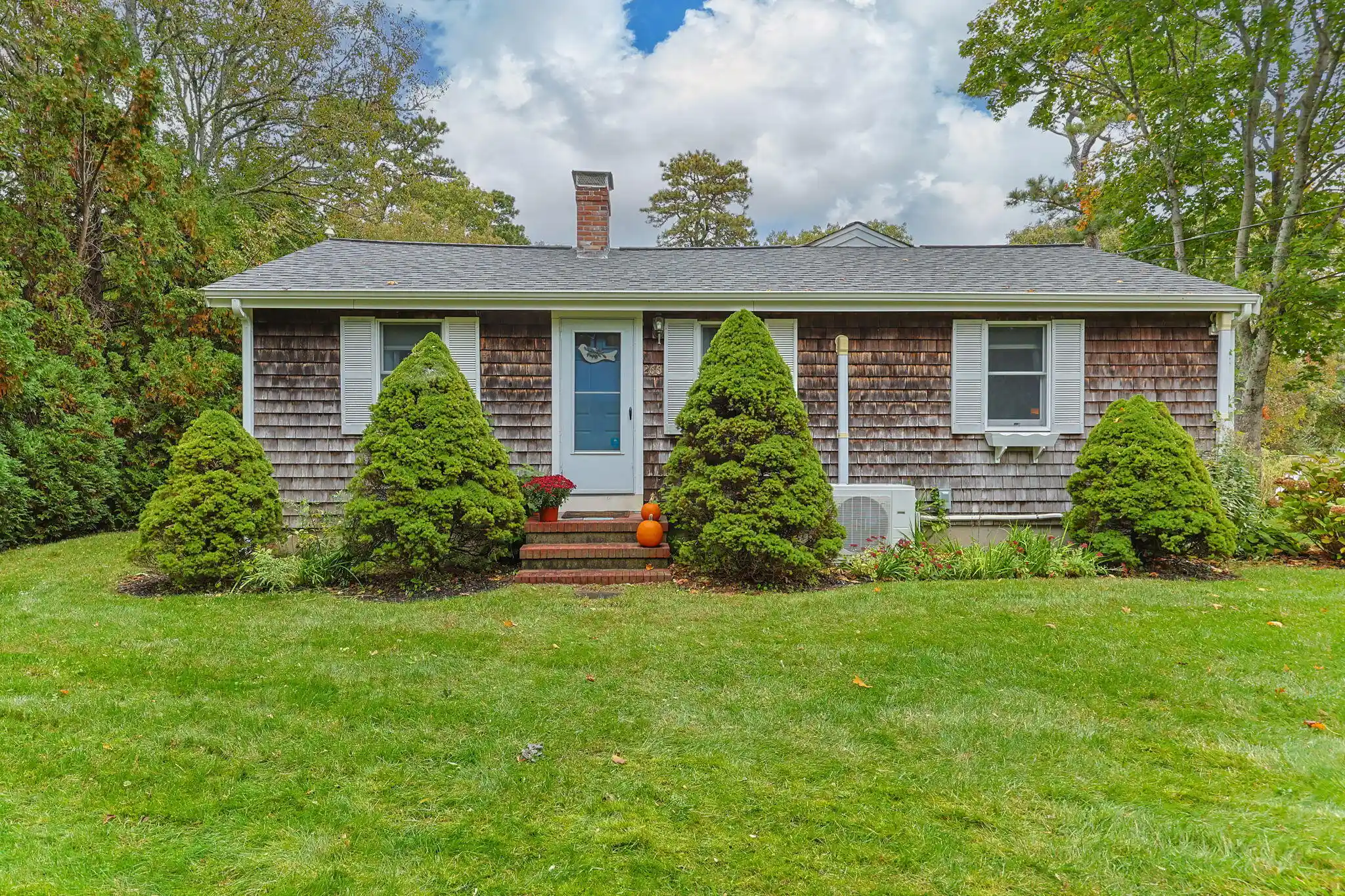 Photo 1 of Single family home for sale at 266 Lovells Ln, Marstons Mills, MA 02648 | MLS# 22605279 | Listing updated on 2026-10-27
