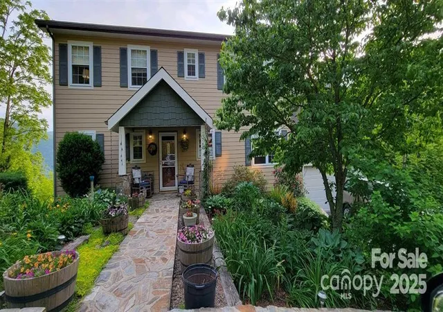 7th image of 0 Holiday Dr, Canton, NC 28716 | MLS# 4001600