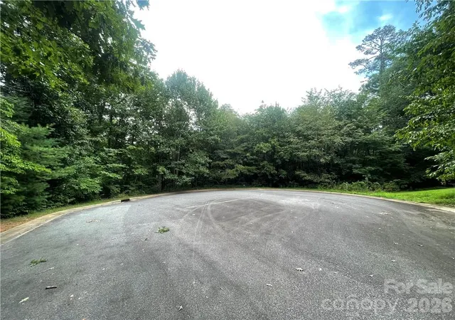 Photo 2 of Land for sale at 00 Fairway Ridge Ln, Hickory, NC 28601 | MLS# 4009058 | Listing updated on 2026-10-03