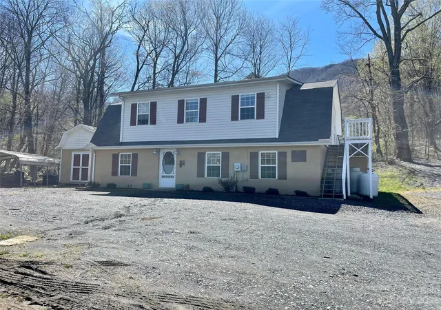 Photo 1 of Single family home for sale at 195 Trinity Ln, Jefferson, NC 28640 | MLS# 4020279 | Listing updated on 2026-04-15