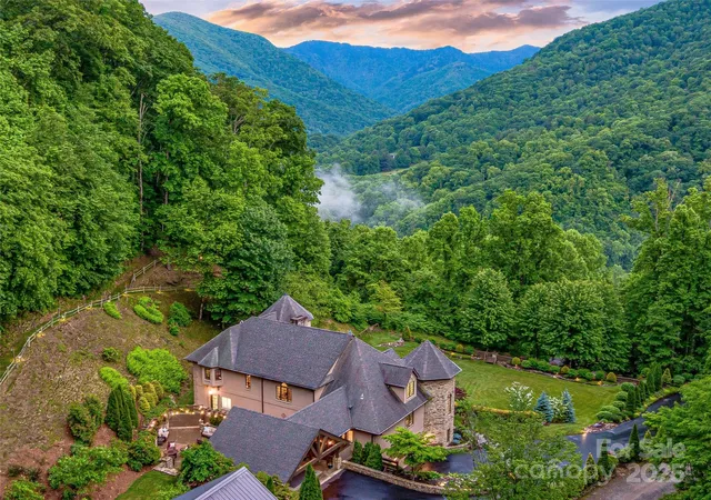 Homes for sale in Maggie Valley, NC | 202 Emerald Ln, Maggie Valley, NC 28751 | MLS# 4047356