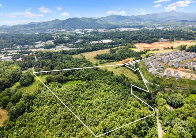 Photo 1 of Land for sale at 9999 Holbrook Rd, Asheville, NC 28806 | MLS# 4048313 | Listing updated on 2026-05-11
