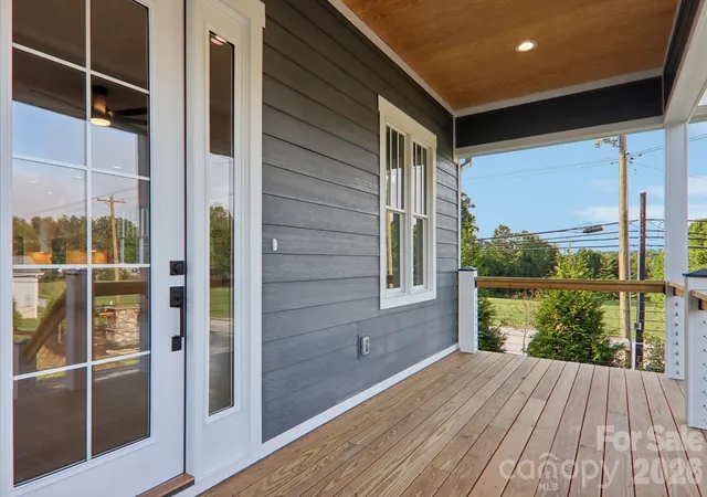 48th image of 20 Maple Knoll Dr, Hendersonville, NC 28792 | MLS# 4120243