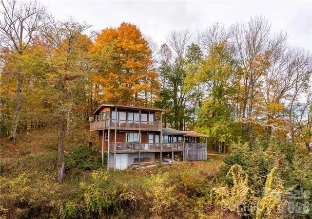 Photo 3 of Single family home for sale at 1375 Swing Rd, Burnsville, NC 28714 | MLS# 4131042 | Listing updated on 2026-10-01