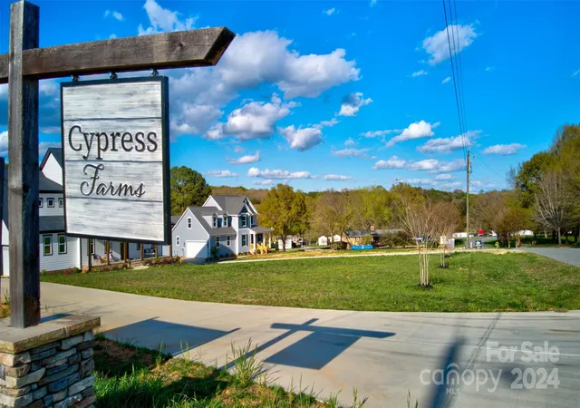 1st image of 4271 Candlewood Dr, Sherrills Ford, NC 28673 | MLS# 4131389