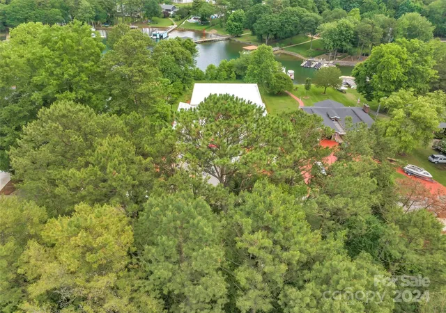 4th image of 15925 Henry Ln, Huntersville, NC 28078 | MLS# 4140890