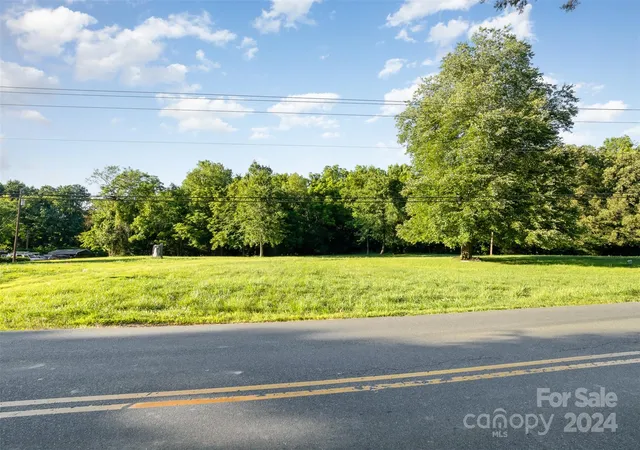 2nd image of 6540, 6550, 6560 Old Plank Rd, Charlotte, NC 28216 | MLS# 4149051
