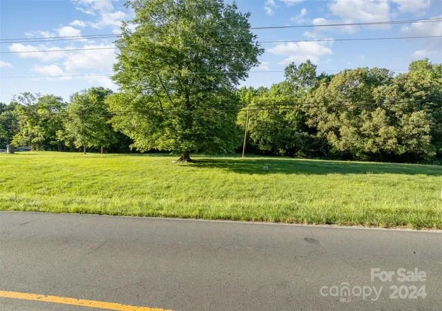 3rd image of 6540, 6550, 6560 Old Plank Rd, Charlotte, NC 28216 | MLS# 4149051